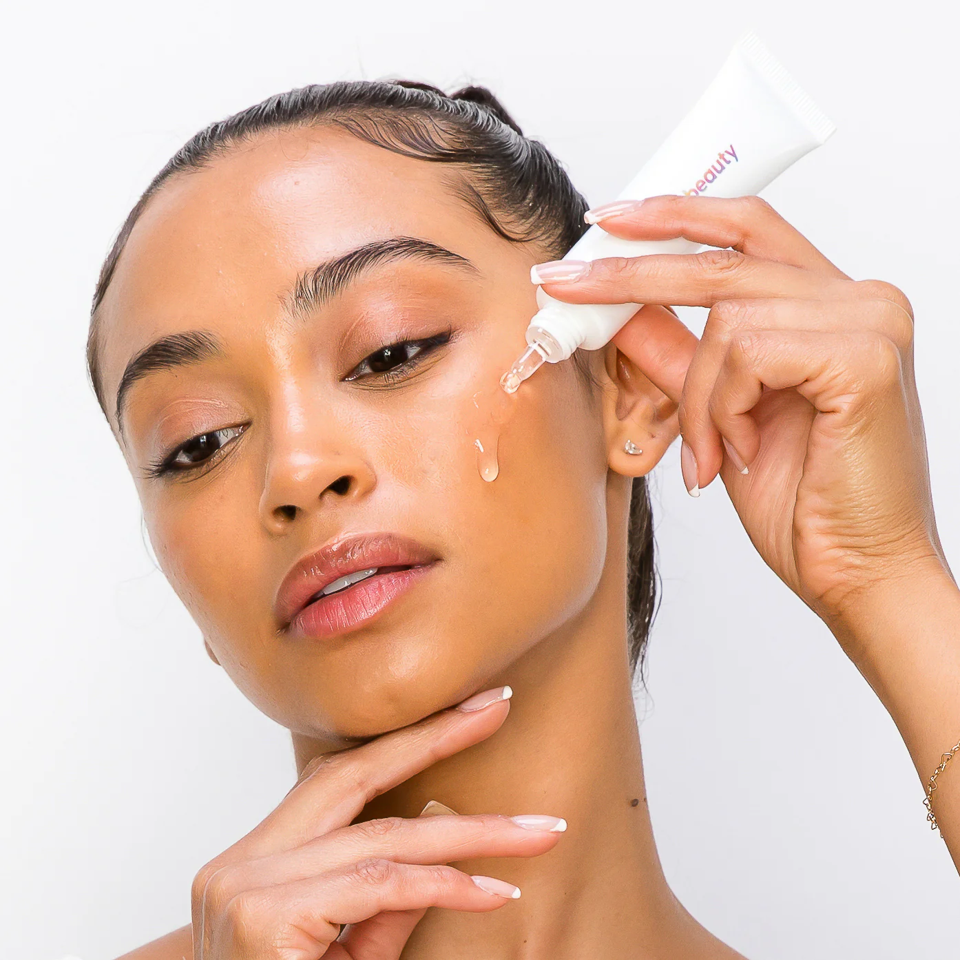 ESSENTIALS - FACIAL  PRIMER